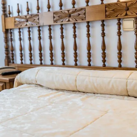 Hostal Santo Domingo De Silos Konukevi