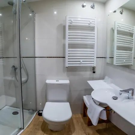 Hostal Santo Domingo De Silos Konukevi Santo Domingo De Silos