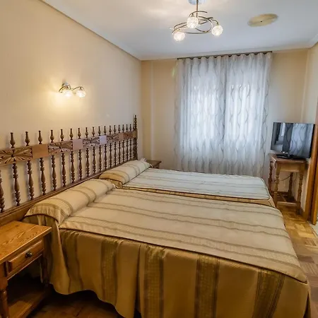 Hostal Santo Domingo De Silos Santo Domingo De Silos