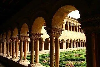 Hostal Santo Domingo De Silos Santo Domingo De Silos