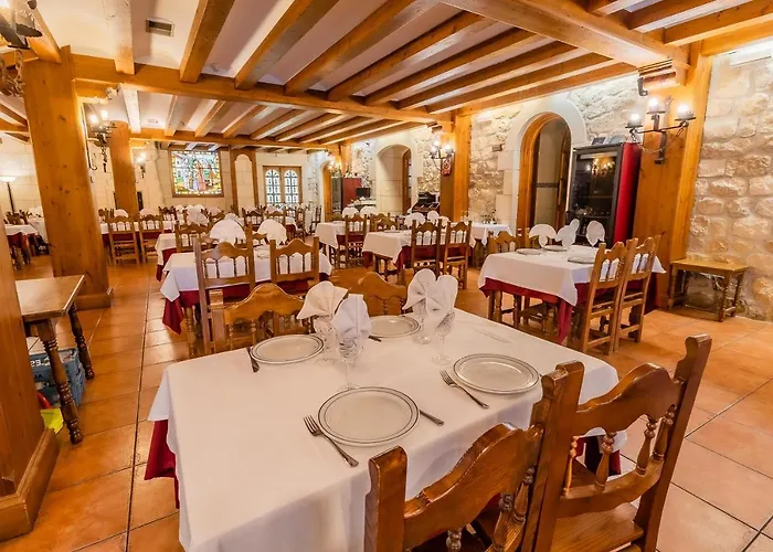 Hostal Santo Domingo De Silos Santo Domingo De Silos