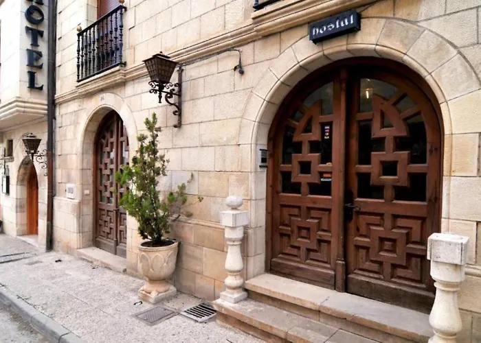 Hostal Santo Domingo De Silos Gasthuis *