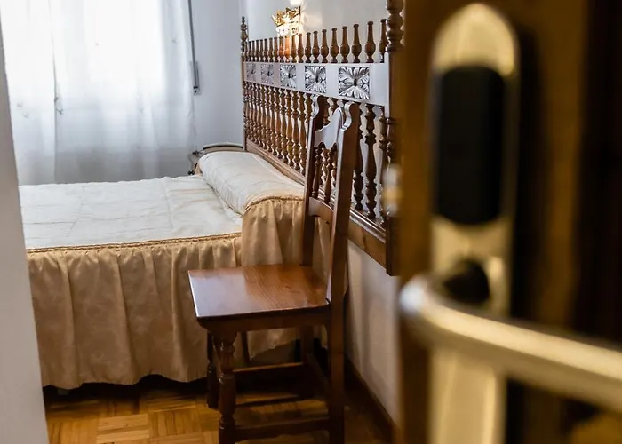 Hostal Santo Domingo De Silos Gasthuis *