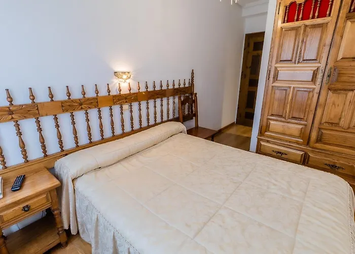 Hostal Santo Domingo De Silos